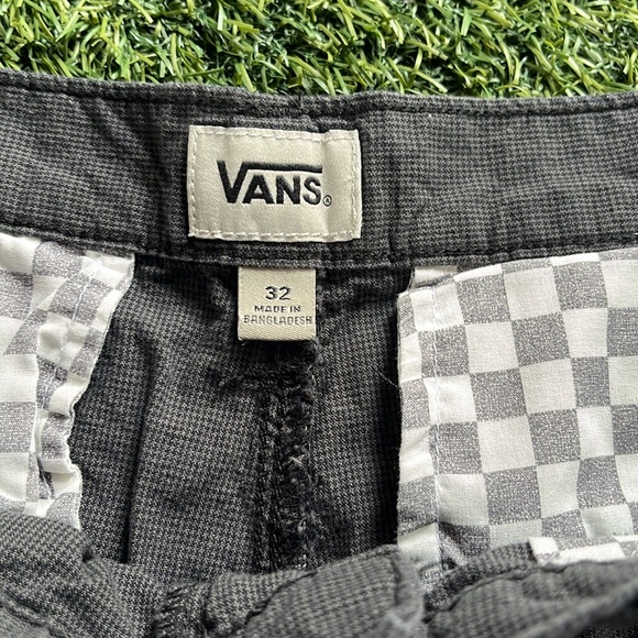 Vans shorts - Picture 2 of 5